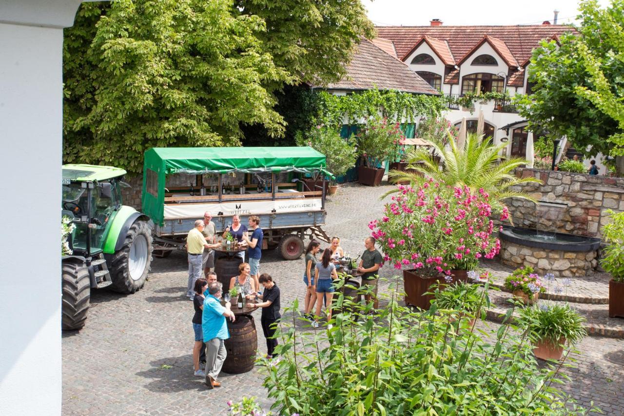 Landhotel Battenheimer Hof Bodenheim Exteriör bild